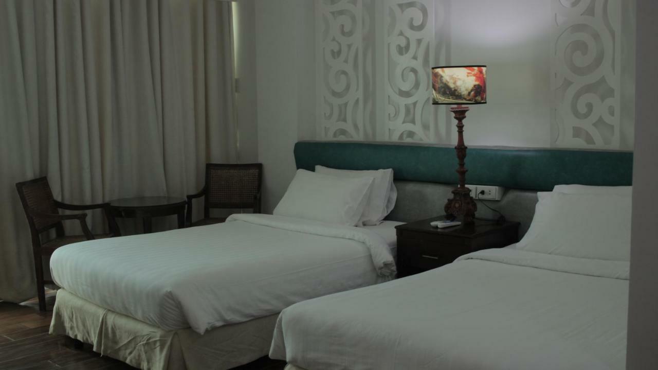 Vitalis White Sands Hotel Santiago  Buitenkant foto